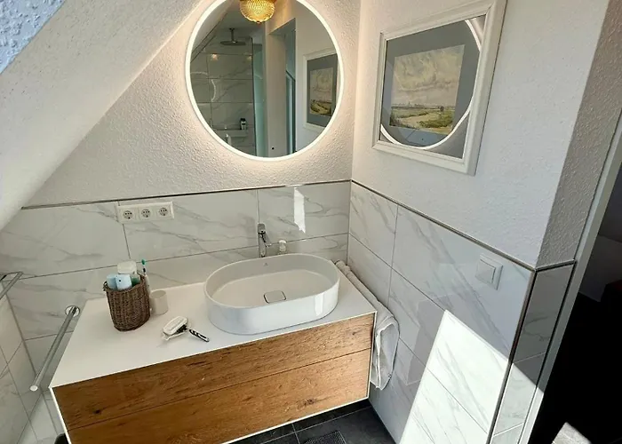 Krabbenkoje - Nordseeurlaub In Hochwertiger Mit Grossem Balkon Im Idyllischen * Butjadingen